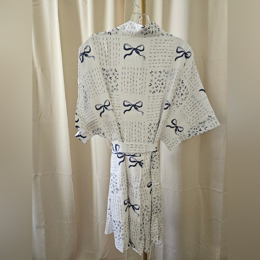 Rosa Clothing Blue & White Floral Bow Romper Blouse | Tie Waist | NWT - Picture 5 of 6